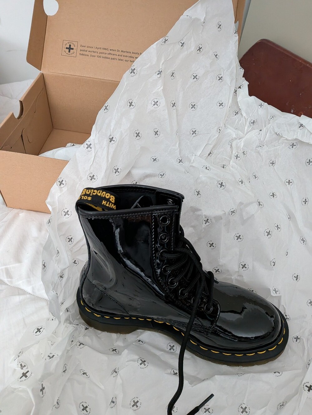 Dr. Martens 1460 Patent Lamper Boots Black Women's 6 NEW IN BOX